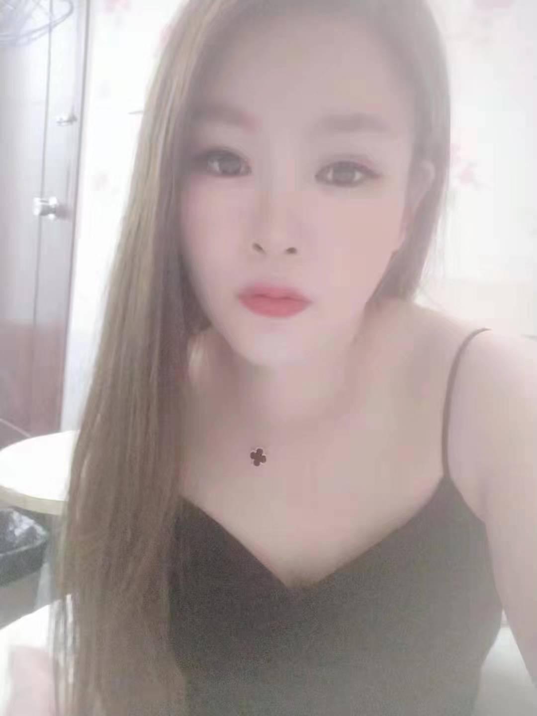 瑶海大奶美少妇